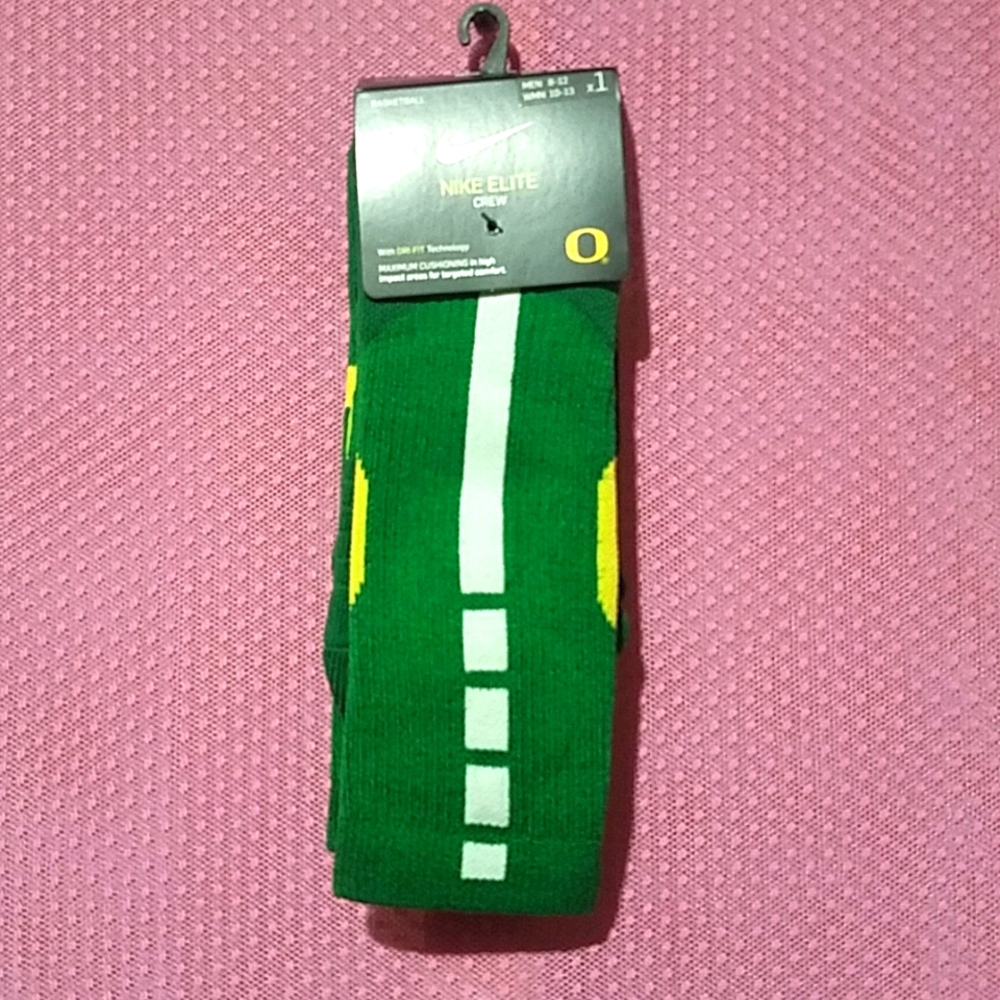 Nike Elite crew sock collegiate basketball "OREGON"
